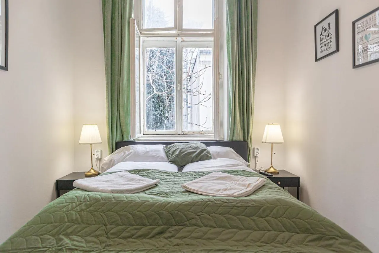 Friendly 4Br Shared Apt- Near Downtown Wiedeń 0*,