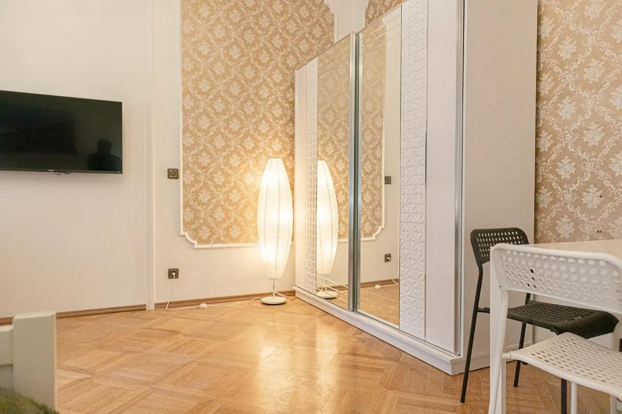 Friendly 4Br Shared Apt- Near Downtown Wiedeń 0*,  Austria