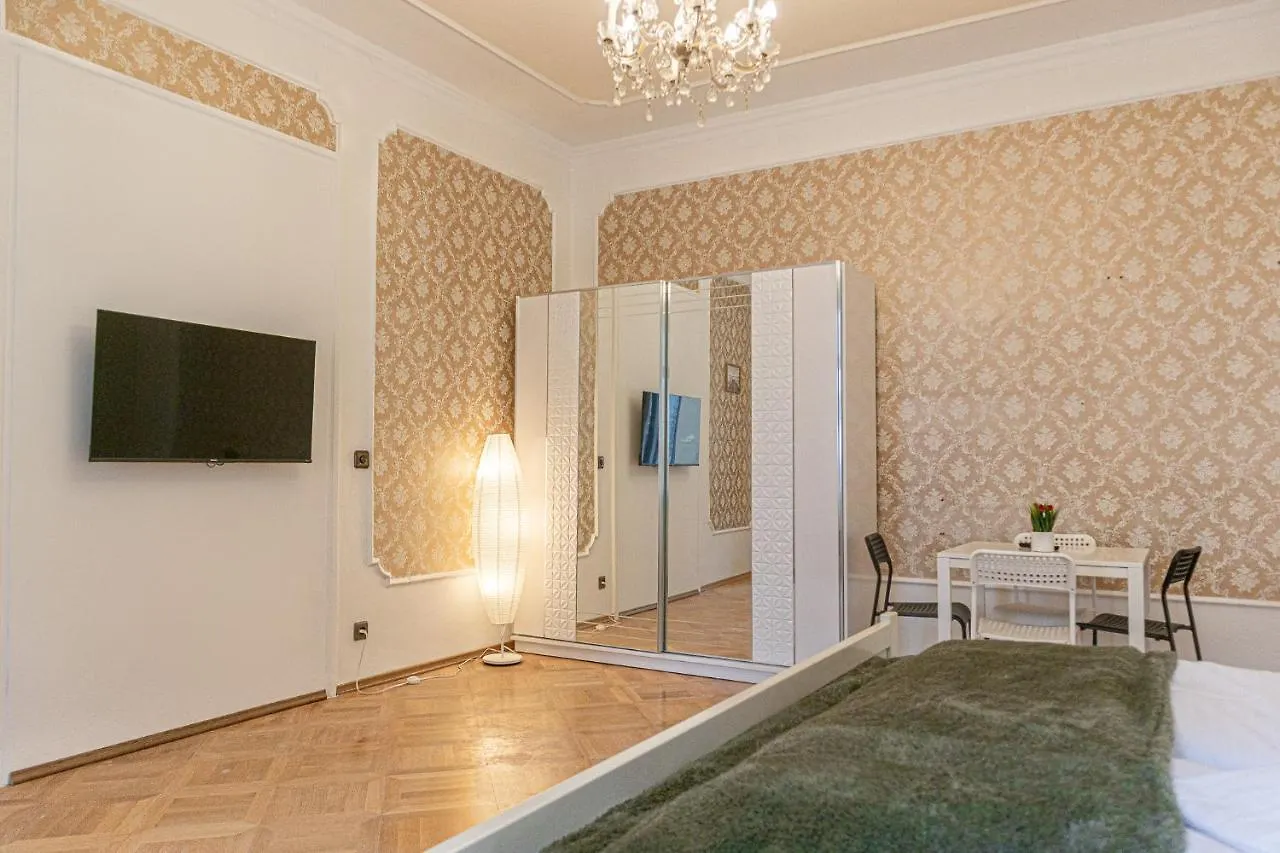 Apartament Friendly 4Br Shared Apt- Near Downtown Wiedeń