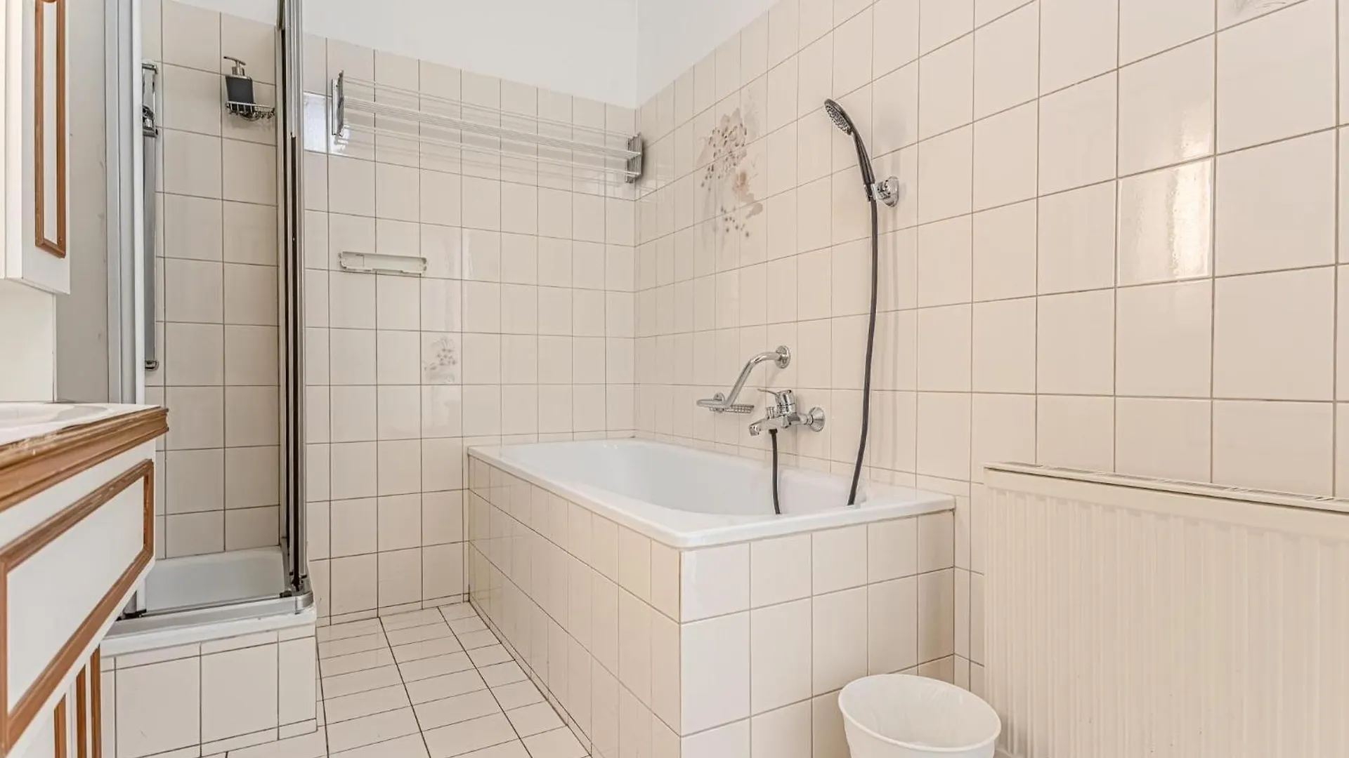 Friendly 4Br Shared Apt- Near Downtown Wiedeń Apartament