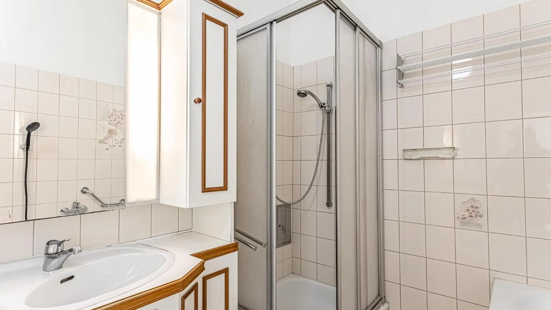 Friendly 4Br Shared Apt- Near Downtown Wiedeń