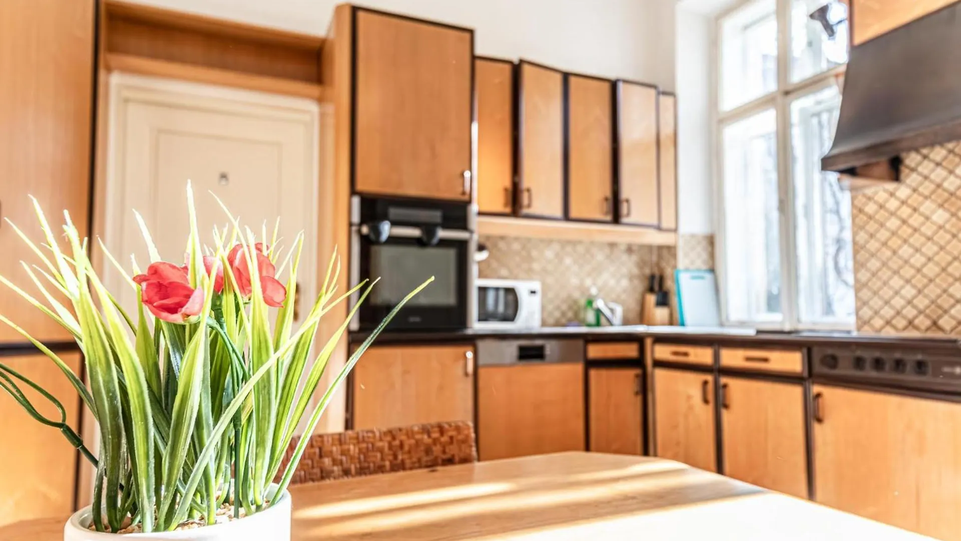 Friendly 4Br Shared Apt- Near Downtown Wiedeń Austria