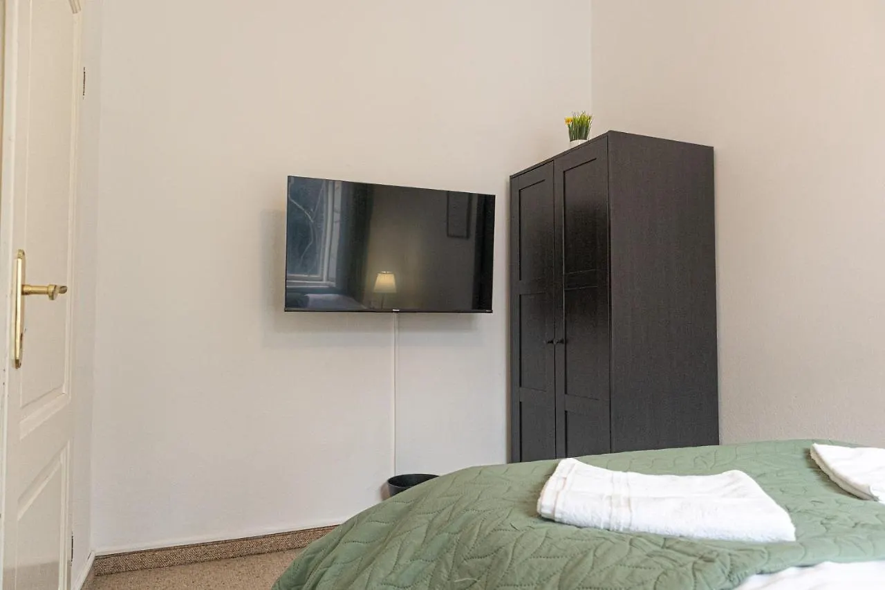 Friendly 4Br Shared Apt- Near Downtown Viena Apartamento